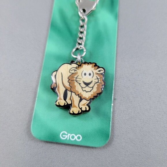 Lion Animal Keychain Pegazoo “Groo” Ring Made In Canada From Real Maple Wood - Picture 10 of 12
